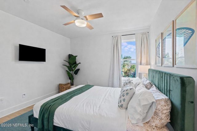 921 2ND Avenue S, Jacksonville Beach, FL 32250