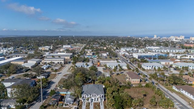 921 2ND Avenue S, Jacksonville Beach, FL 32250