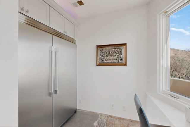 300 Mission Ridge Road, Corrales, NM 87048