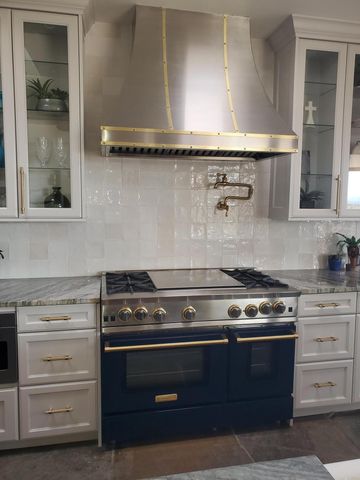 300 Mission Ridge Road, Corrales, NM 87048