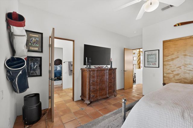 300 Mission Ridge Road, Corrales, NM 87048