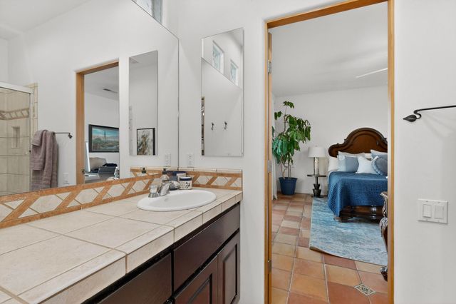 300 Mission Ridge Road, Corrales, NM 87048