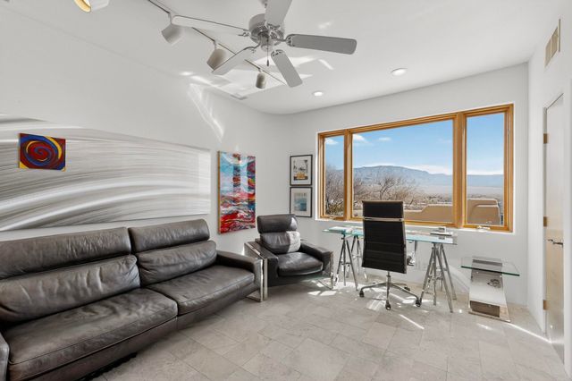 300 Mission Ridge Road, Corrales, NM 87048