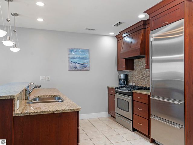 1941 N US-31 N # 55, Traverse City, MI 49686