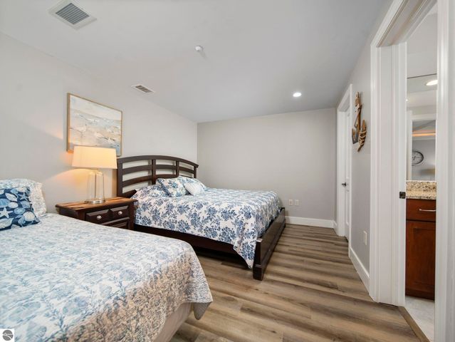 1941 N US-31 N # 55, Traverse City, MI 49686