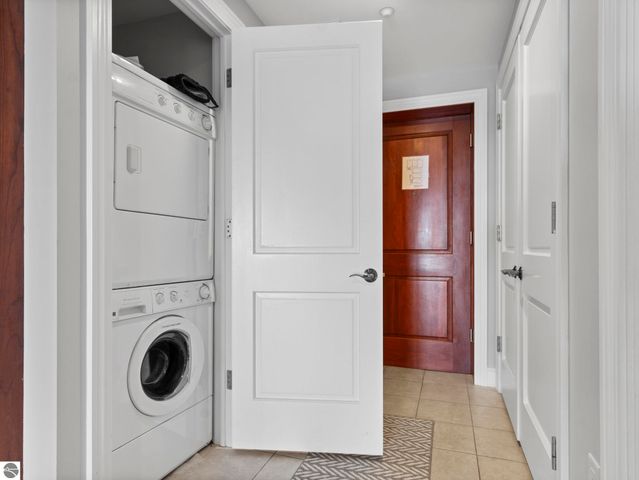 1941 N US-31 N # 55, Traverse City, MI 49686