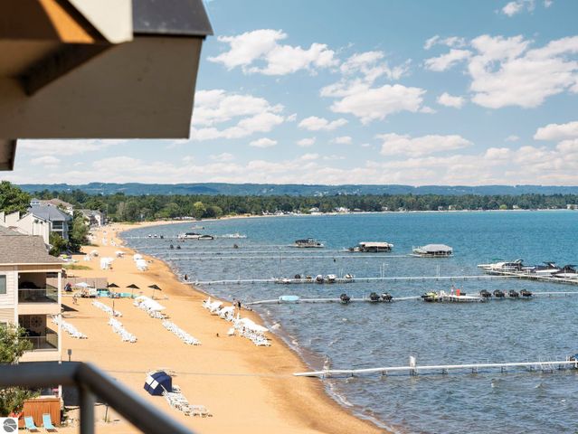 1941 N US-31 N # 55, Traverse City, MI 49686