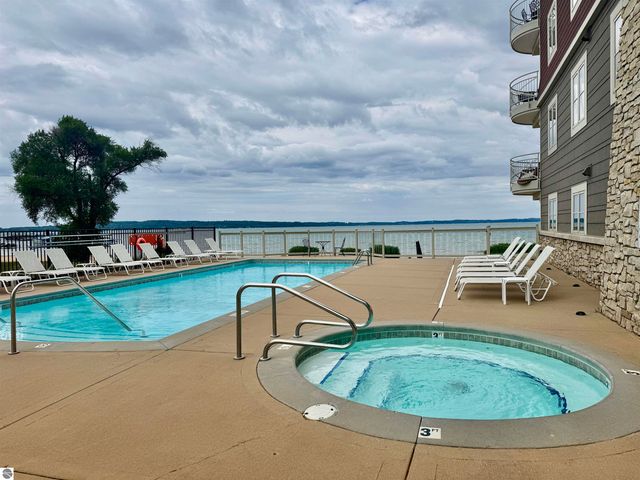 1941 N US-31 N # 55, Traverse City, MI 49686