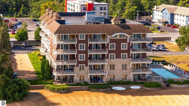 1941 N US-31 N # 55, Traverse City, MI 49686