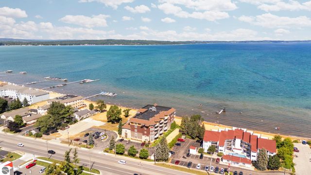 1941 N US-31 N # 55, Traverse City, MI 49686