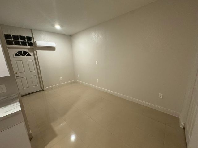 9033 NW 174th Street Studio, Hialeah, FL 33018