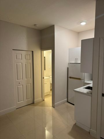 9033 NW 174th Street Studio, Hialeah, FL 33018