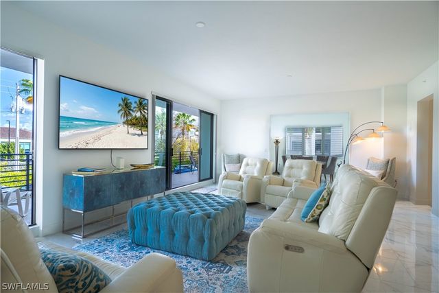 1125 Central AVE 279, Naples, FL 34102