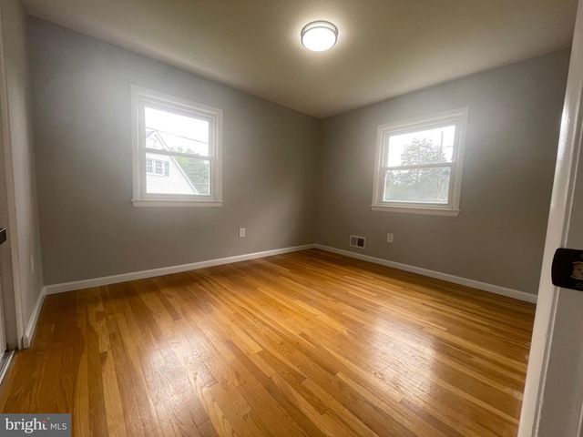 8019 BECKNER CT, Alexandria, VA 22309