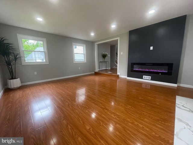 8019 BECKNER CT, Alexandria, VA 22309