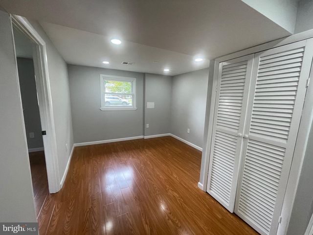 8019 BECKNER CT, Alexandria, VA 22309