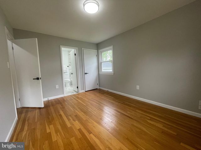 8019 BECKNER CT, Alexandria, VA 22309
