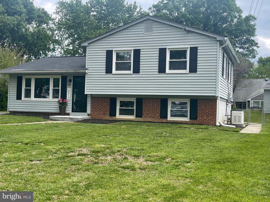 8019 BECKNER CT, Alexandria, VA 22309