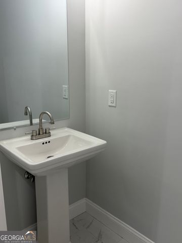 238 Wood Oak Circle, Cochran, GA 31014