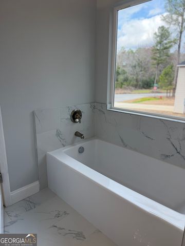 238 Wood Oak Circle, Cochran, GA 31014