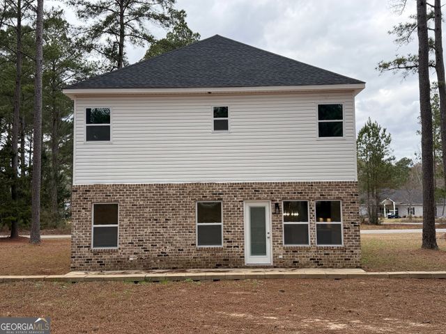 238 Wood Oak Circle, Cochran, GA 31014