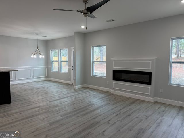 238 Wood Oak Circle, Cochran, GA 31014