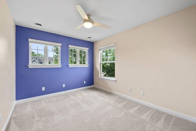 1917 Garland Circle Drive, Valparaiso, IN 46383
