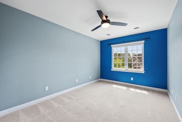 1917 Garland Circle Drive, Valparaiso, IN 46383