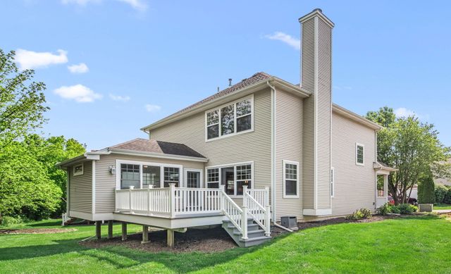 1917 Garland Circle Drive, Valparaiso, IN 46383