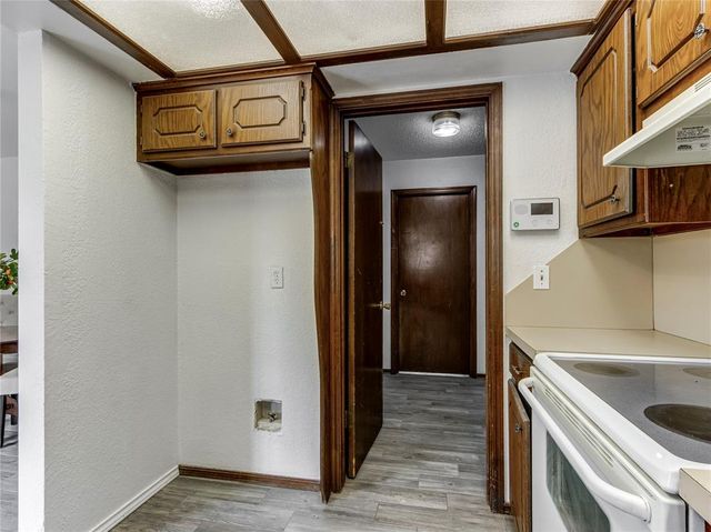 10508 Songbird Lane, Midwest City, OK 73130