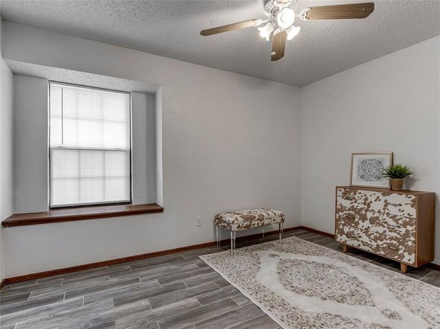 10508 Songbird Lane, Midwest City, OK 73130