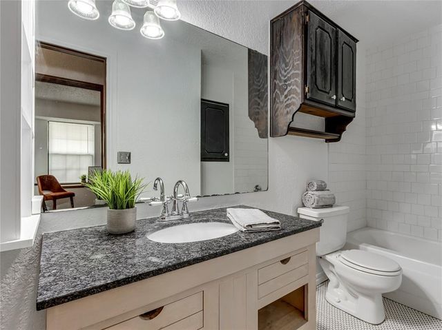 10508 Songbird Lane, Midwest City, OK 73130