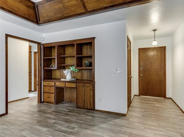 10508 Songbird Lane, Midwest City, OK 73130