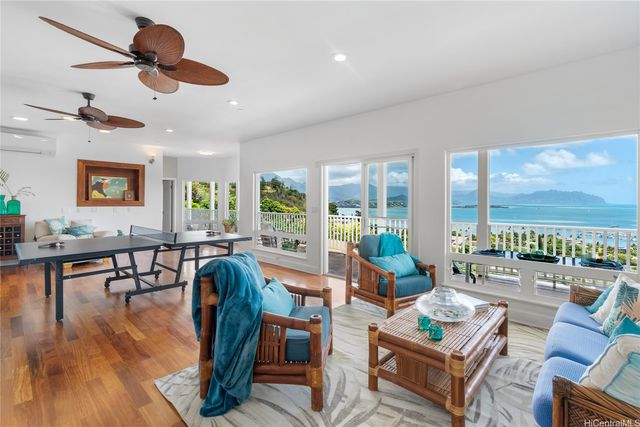 44-097 Kalenakai Place, Kaneohe, HI 96744