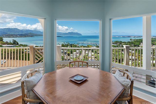 44-097 Kalenakai Place, Kaneohe, HI 96744