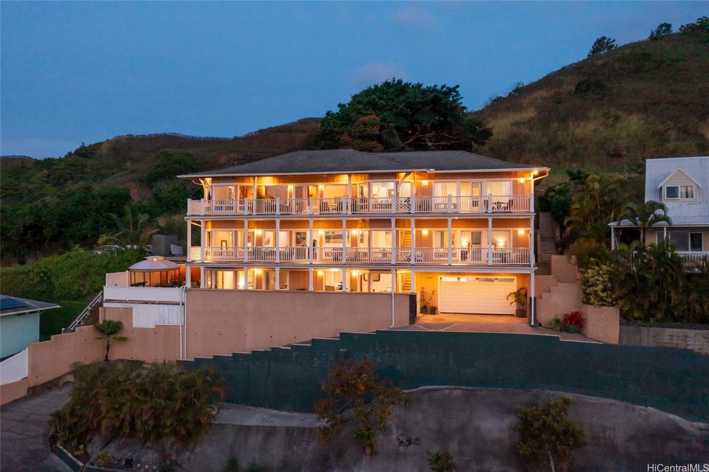 44-097 Kalenakai Place, Kaneohe, HI 96744