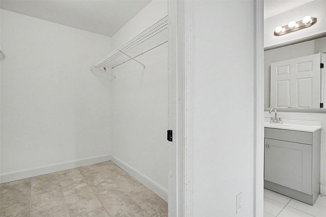 1128 NEVILLE AVENUE, Lakeland, FL 33805
