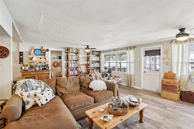 2818 11TH AVENUE W, Bradenton, FL 34205