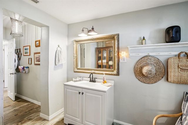 2818 11TH AVENUE W, Bradenton, FL 34205