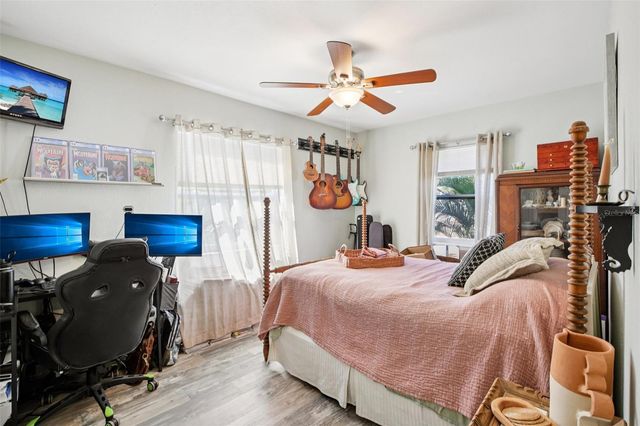 2818 11TH AVENUE W, Bradenton, FL 34205