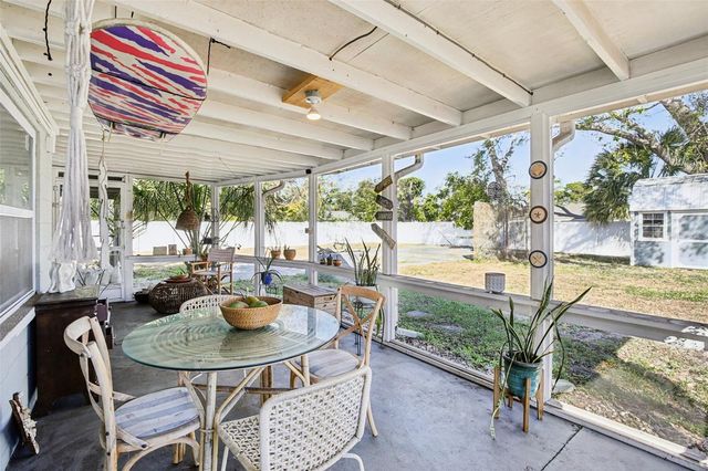 2818 11TH AVENUE W, Bradenton, FL 34205