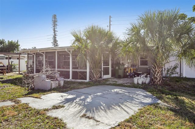 2818 11TH AVENUE W, Bradenton, FL 34205
