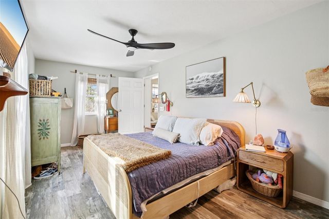 2818 11TH AVENUE W, Bradenton, FL 34205