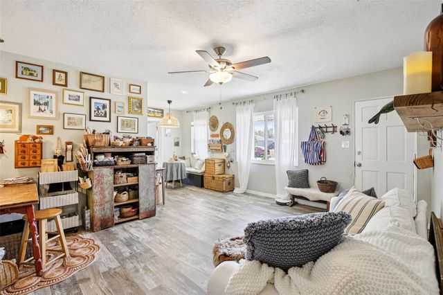 2818 11TH AVENUE W, Bradenton, FL 34205