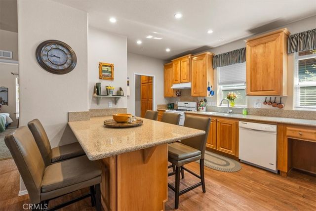 775 Riverside Avenue, Sugarloaf, CA 92386
