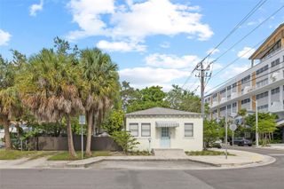 3452 Margaret St, Miami, FL 33133