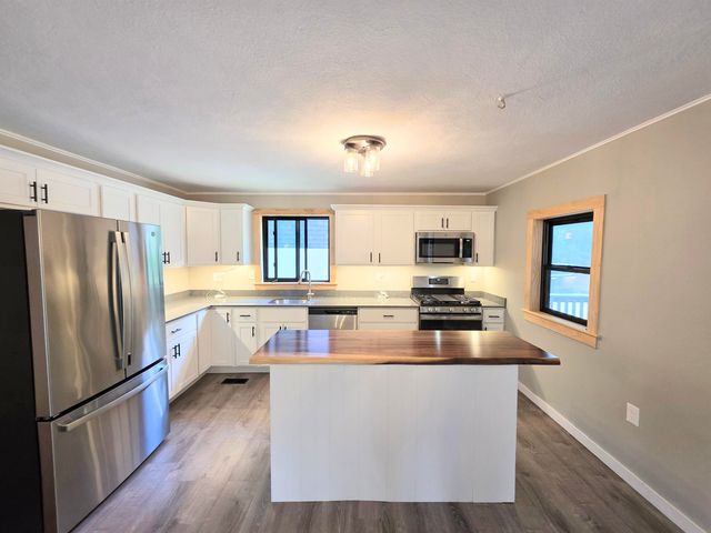 45 Tilton Bridge Road, Sanbornton, NH 03269