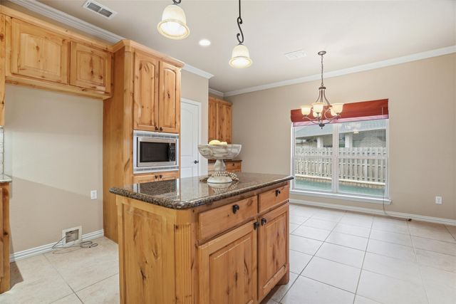 9420 Gleneagles Drive, Granbury, TX 76049