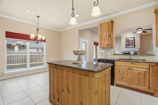 9420 Gleneagles Drive, Granbury, TX 76049