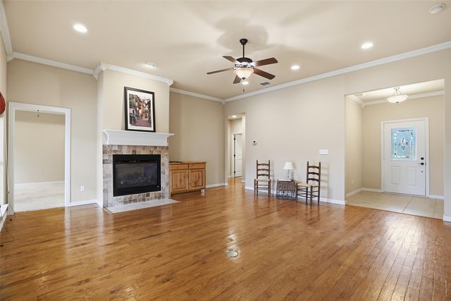 9420 Gleneagles Drive, Granbury, TX 76049